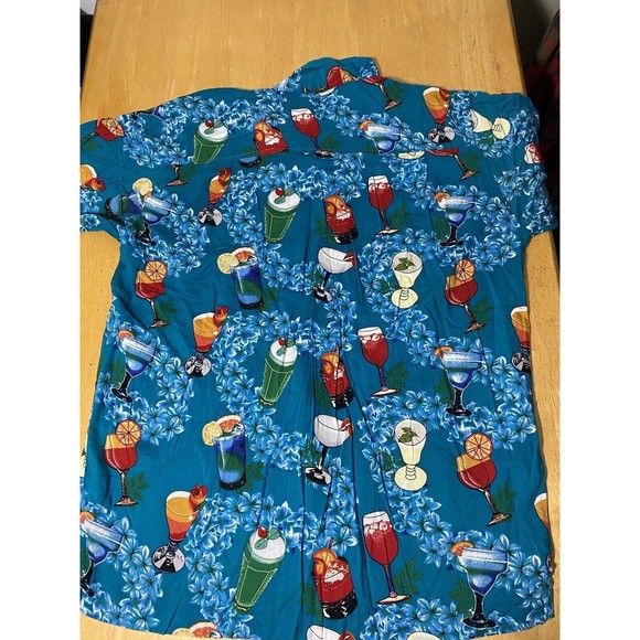 Cherokee Waikiki Wear Shirt Mixed Drinks Martini Hawaiian Mens SZ L 23.5pit2pit - Picture 1 of 7